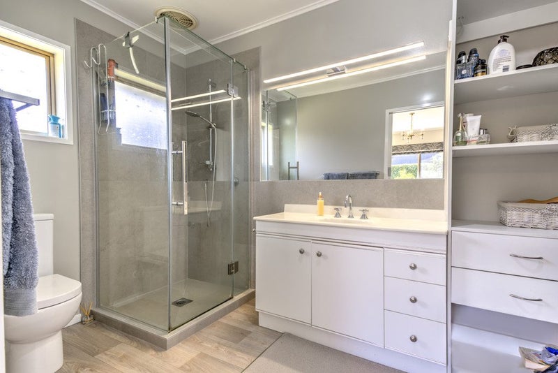 57 Chedworth Avenue, Chedworth, Hamilton - Carousel 23