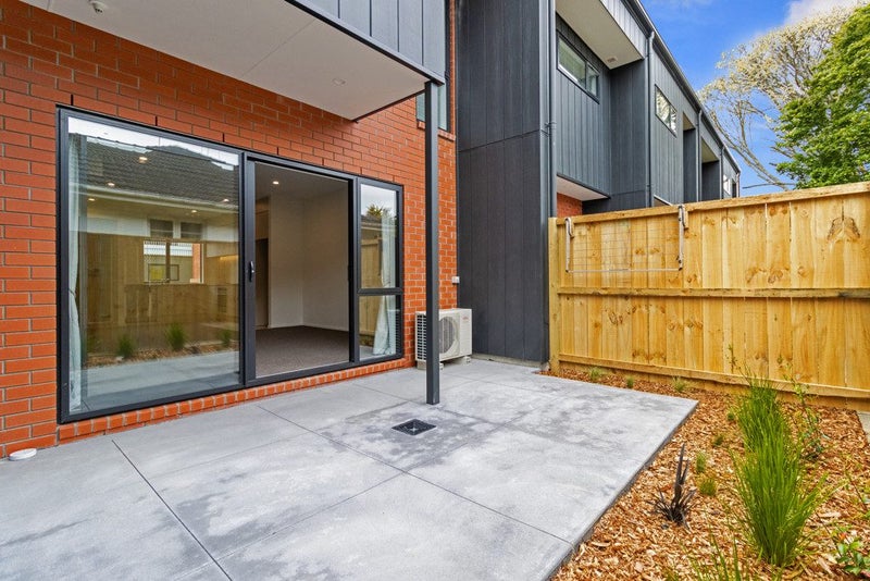 3/7 Dyer Street, Whitiora, Hamilton - Carousel 13