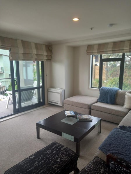 2I/118 Gladstone Road, Parnell, Auckland - Carousel 1