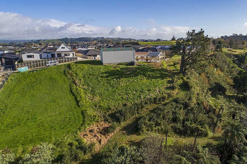 5 Lily Way, Pyes Pa, Tauranga - Carousel 9