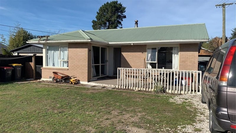 8 Heyders Road, Spencerville, Christchurch - Carousel 1