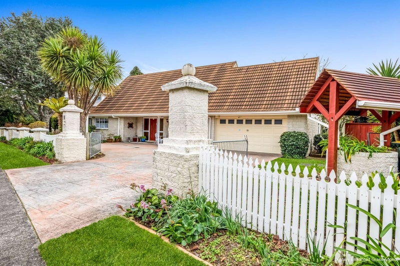 55 Branch Road, Highlands Park, New Plymouth - Carousel 2