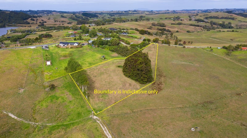 445 Gibbons Road, Kaiwaka - Carousel 2
