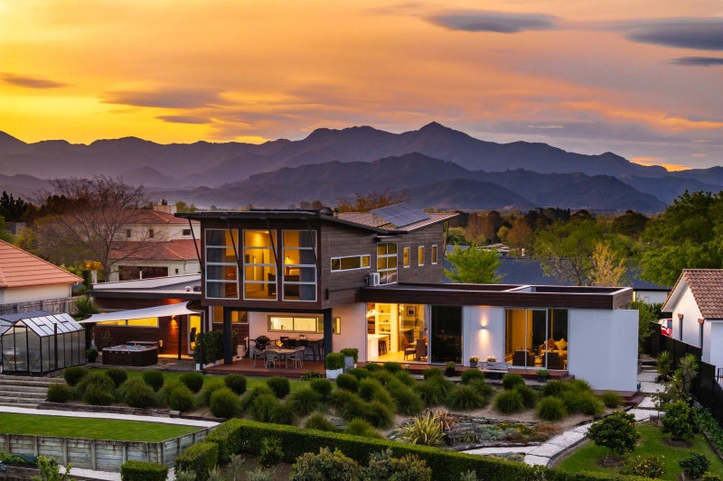 12 Golf View Close, Fairhall, Blenheim - Carousel 1