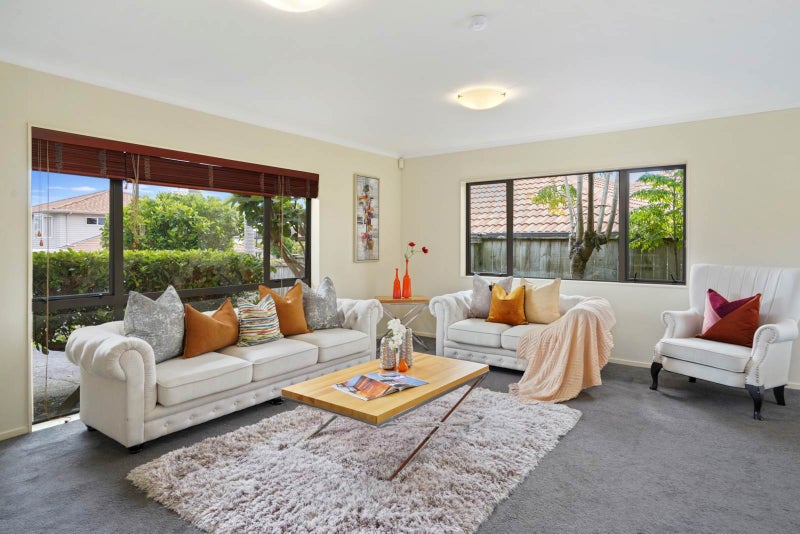 4 Gilford Place, East Tamaki Heights, Auckland - Carousel 2
