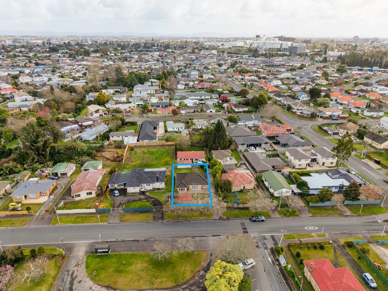 58 Pine Avenue, Melville, Hamilton - Carousel 17