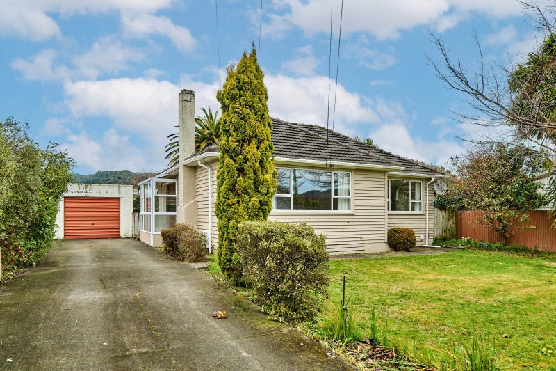 4 Routley Crescent, Elderslea, Upper Hutt - Carousel 18