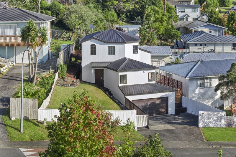 2/10 Juniper Road, Sunnynook, Auckland - Carousel 41