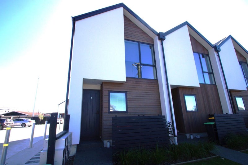 1/27 New Brighton Road, Shirley, Christchurch - Carousel 2