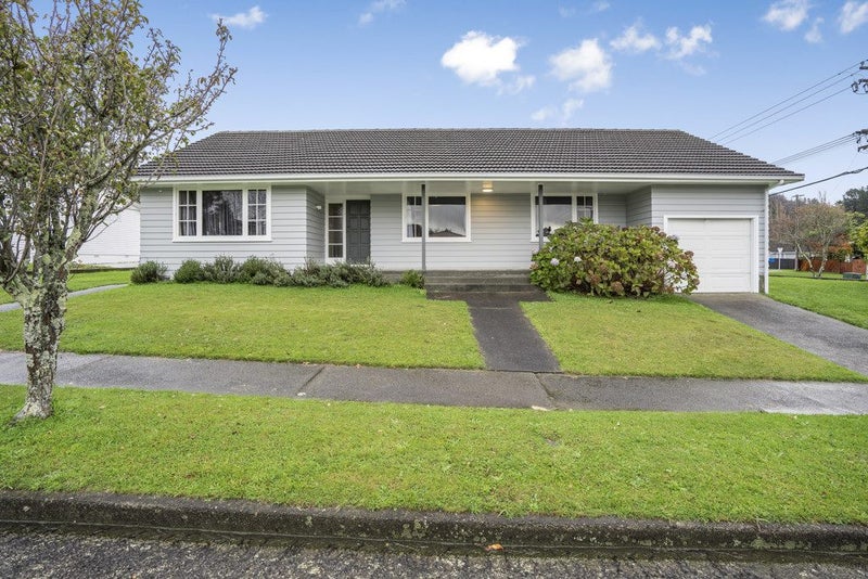 2 Tanekaha Street, Stokes Valley, Lower Hutt - Carousel 2