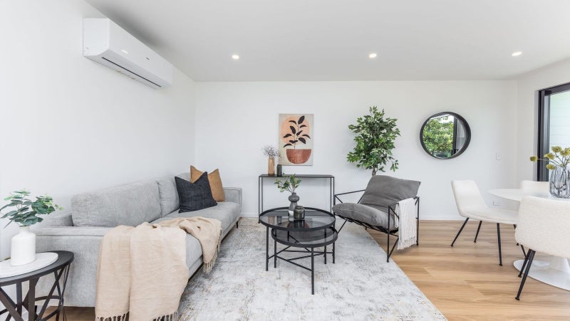 52E Lauderdale Road, Birkdale, Auckland - Carousel 1