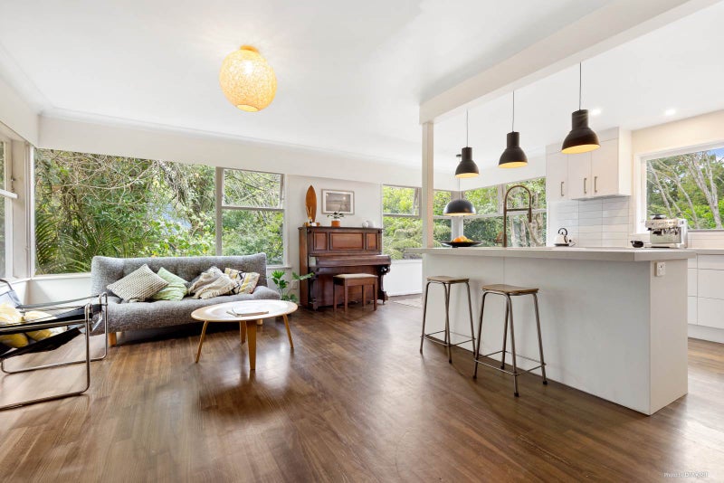 89 Warner Park Avenue, Laingholm, Auckland - Carousel 2