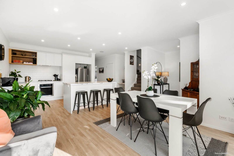 10 Pepene Avenue, Takanini, Auckland - Carousel 2