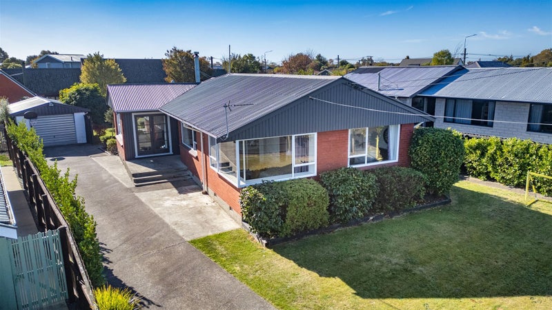 6 Cardome Street, Bishopdale, Christchurch - Carousel 1