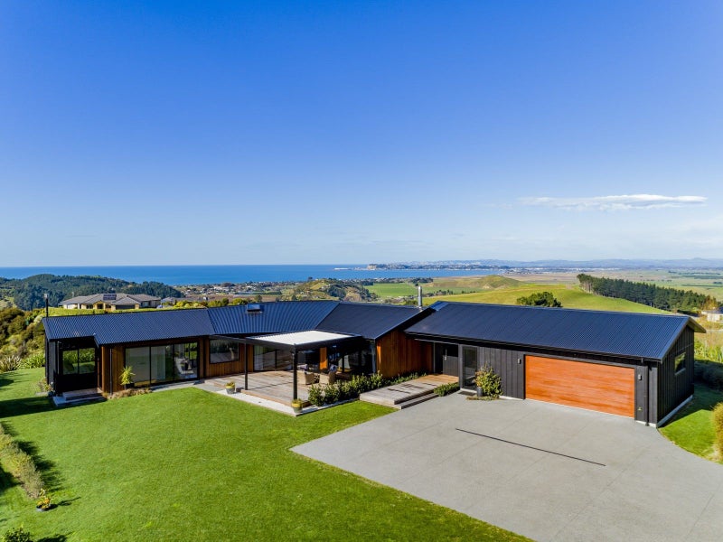 199 Eskridge DR, Eskdale, Napier - Carousel 1
