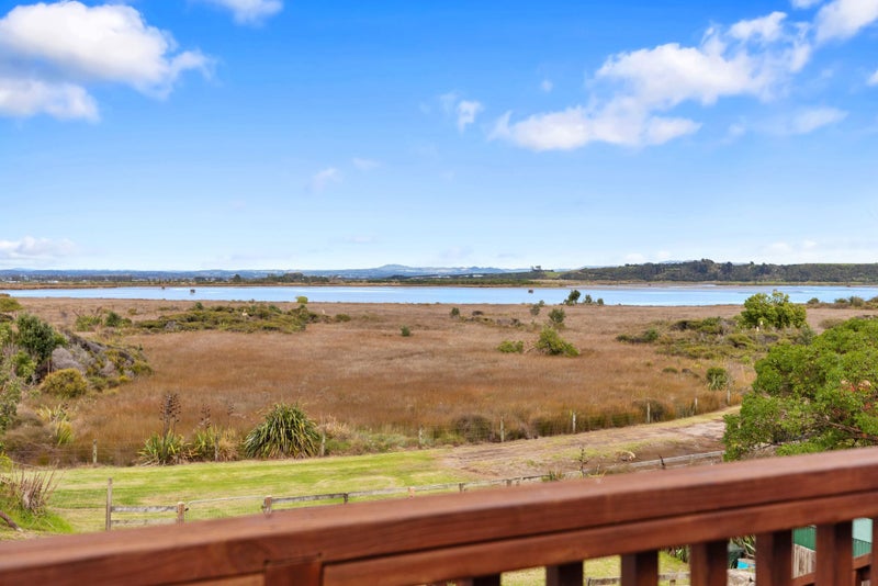 528 Pukehina Parade, Te Puke - Carousel 2