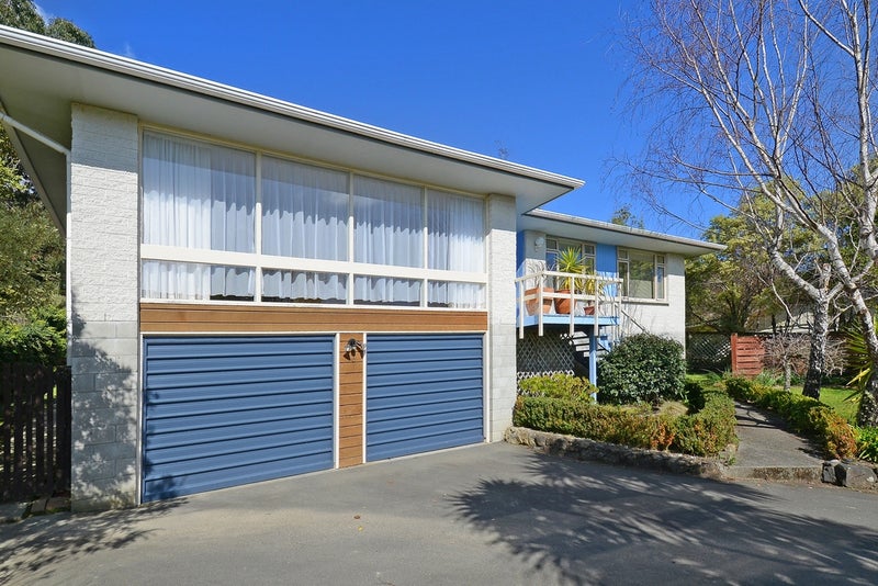 16 Chichester Drive, Pinehaven, Upper Hutt - Carousel 1