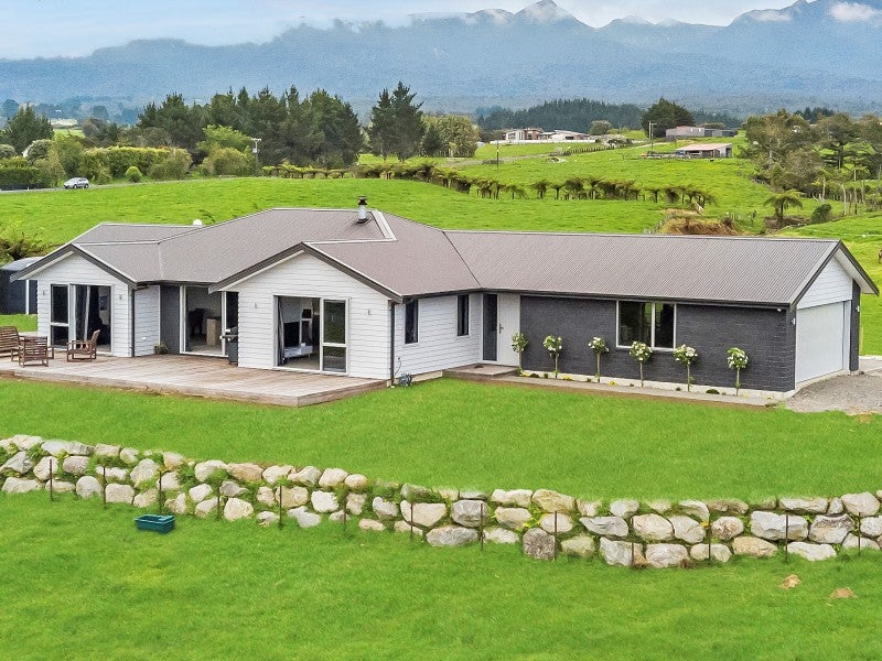 1258 Frankley Road, Hurworth - Carousel 1