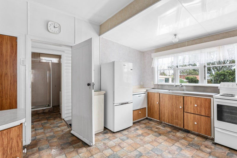 33 Anzac Street, Gisborne, Gisborne - Carousel 2