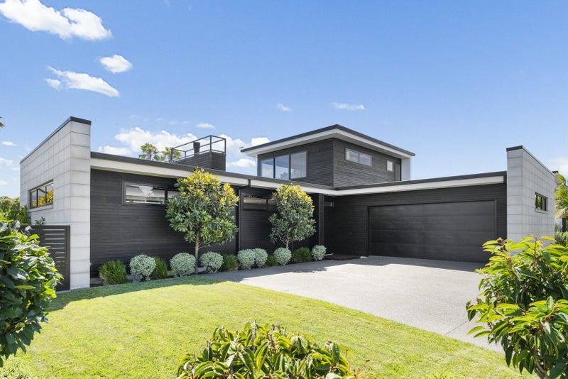 2 Oceania Sands Way, Papamoa Beach, Papamoa - Carousel 2