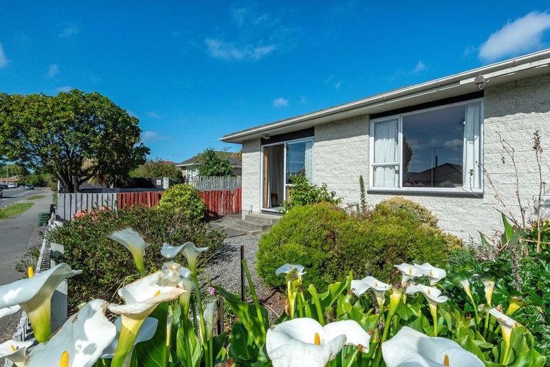 1/138 Wainoni Road, Avondale, Christchurch - Carousel 1