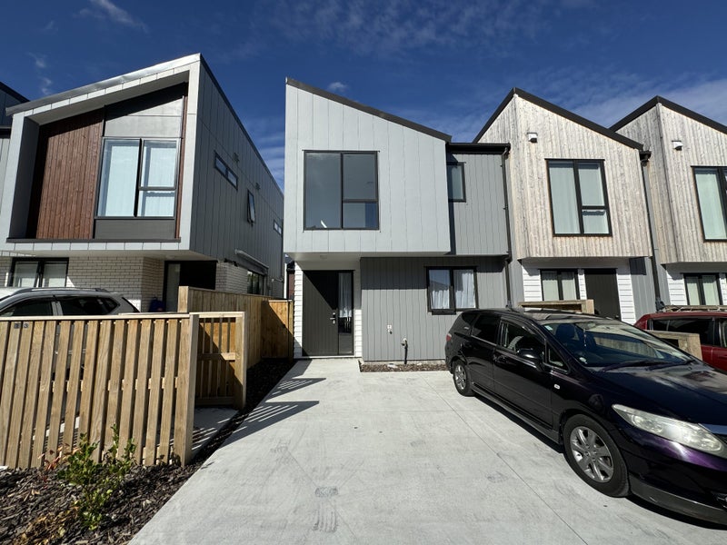 15 Mahalo Avenue, Wiri, Auckland - Carousel 1