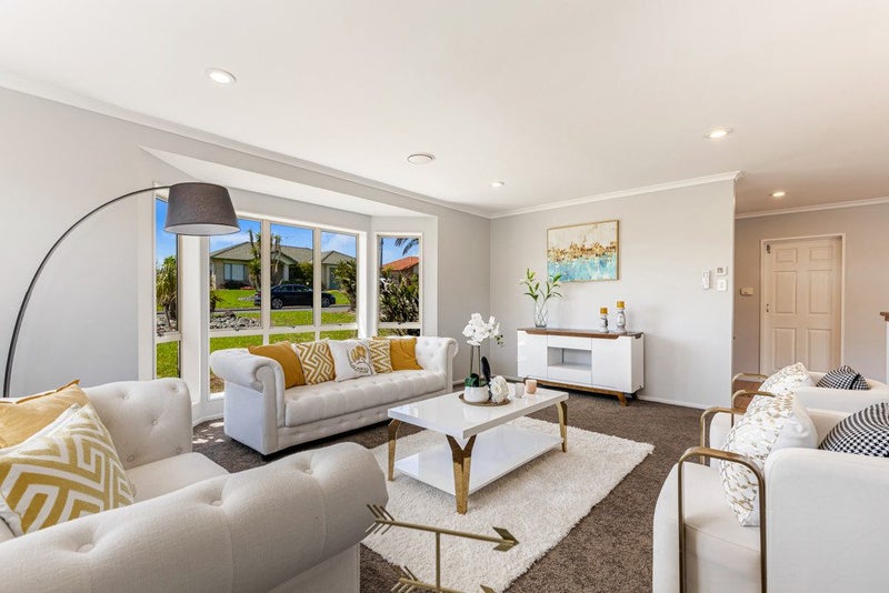41 Jadewynn Drive, Massey, Auckland - Carousel 2
