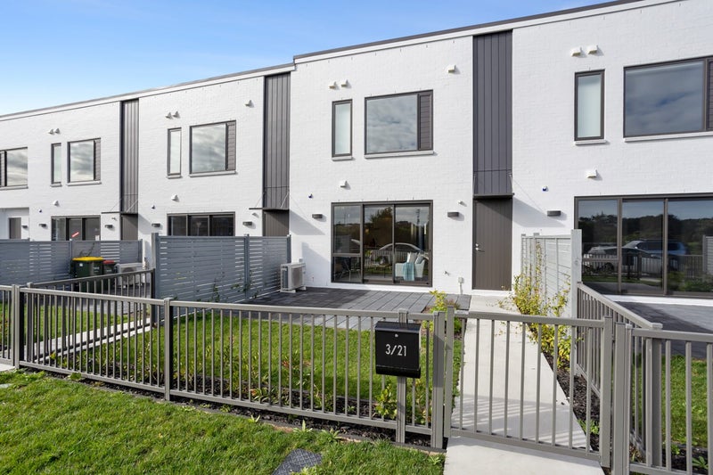3/21 Boyes Avenue, Whenuapai, Auckland - Carousel 1