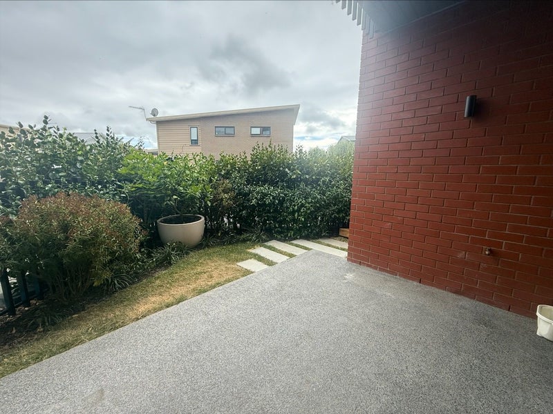 G09/10 Awataha Drive, Northcote, Auckland - Carousel 12