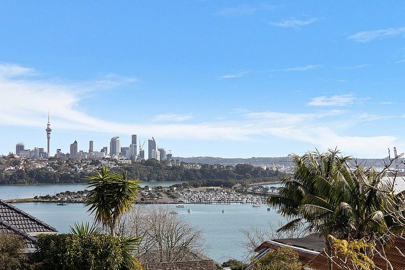 14 Awarua Crescent, Orakei, Auckland - Carousel 2