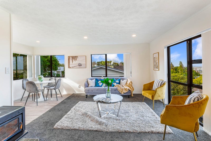 2/24 Sarajevo Place, Massey, Auckland - Carousel 2