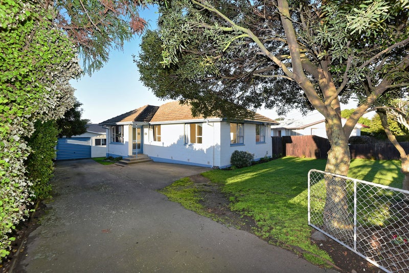 19 Keighleys Road, Bromley, Christchurch - Carousel 1