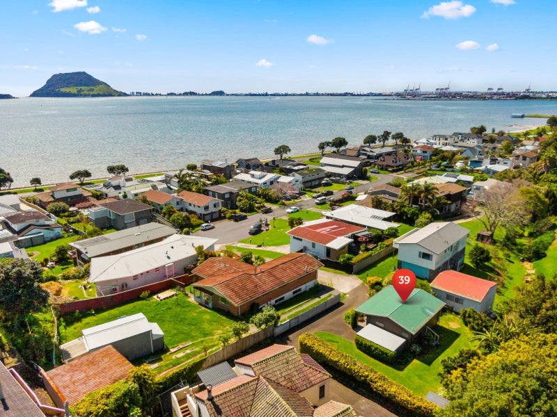 39 Seaway Terrace, Otumoetai, Tauranga - Carousel 2