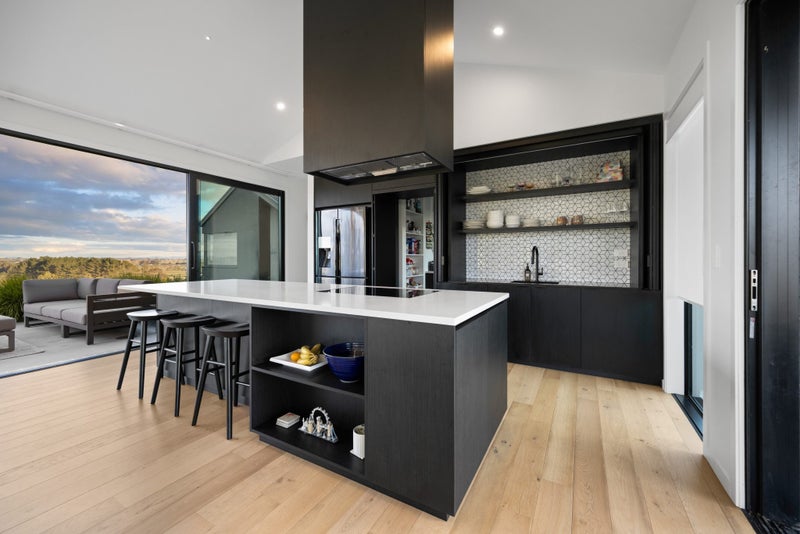 32 Glenwood Grove, Whatawhata, Hamilton - Carousel 1