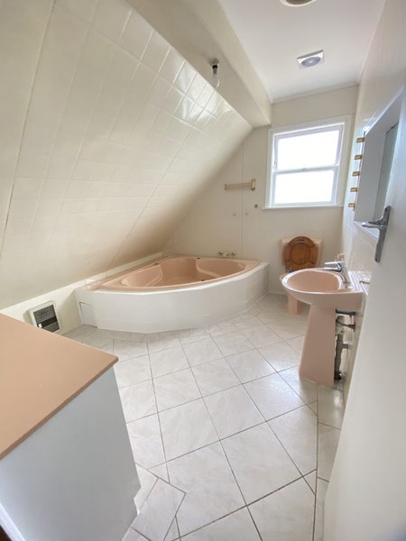 0 Penny Road - Carousel 10