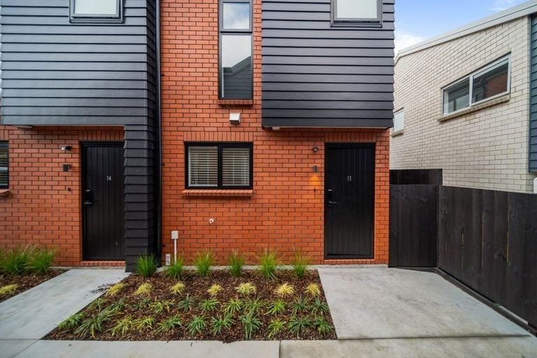 11A Brough Road, Manurewa East, Auckland - Carousel 1