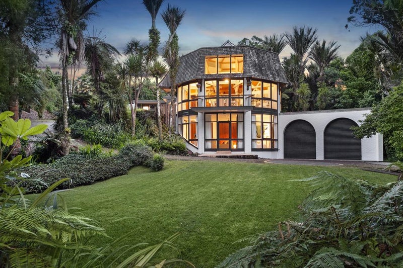 43 Bush Road, Waiatarua, Auckland - Carousel 1