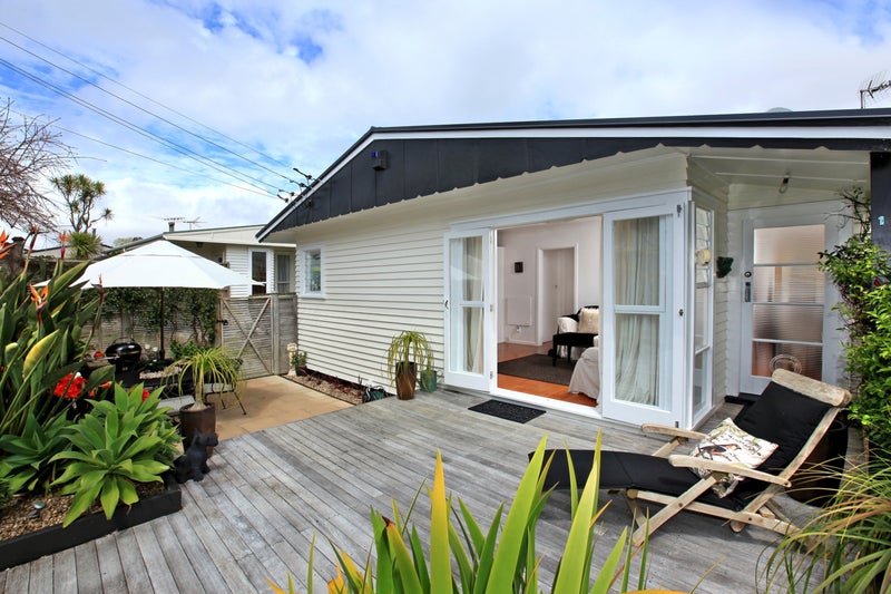 1/21 Appleyard Crescent, Meadowbank, Auckland - Carousel 1