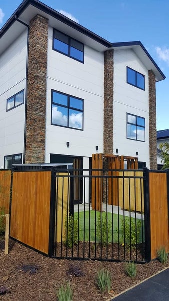 2/34 Aberdeen Street, Christchurch Central, Christchurch - Carousel 2