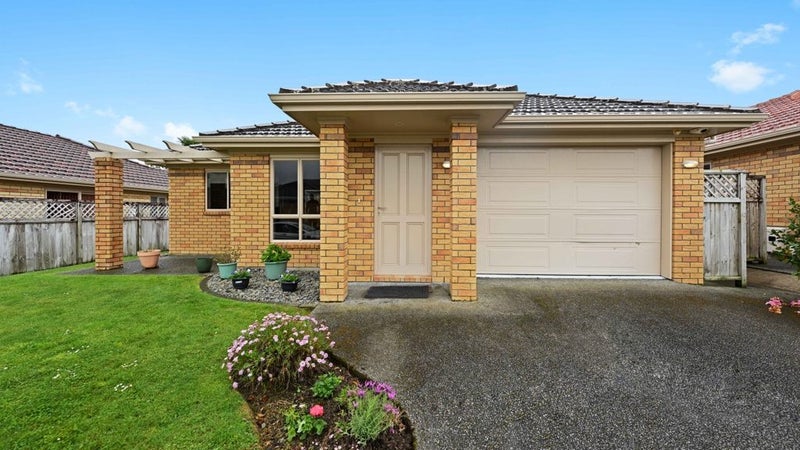 9 Sovereign Isle Lane, Rototuna, Hamilton - Carousel 1