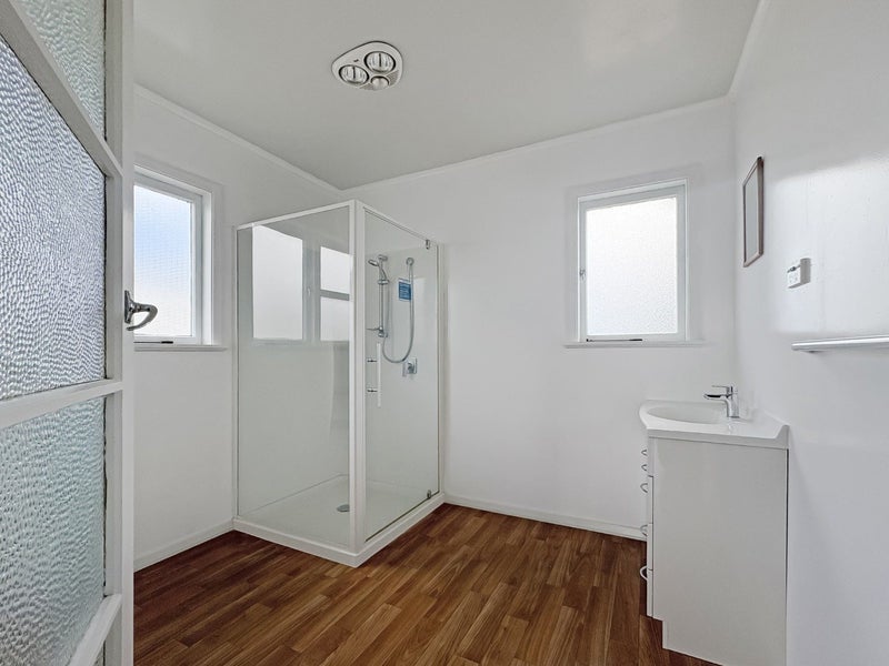 30 Irvine Street, Frankton, Hamilton - Carousel 10