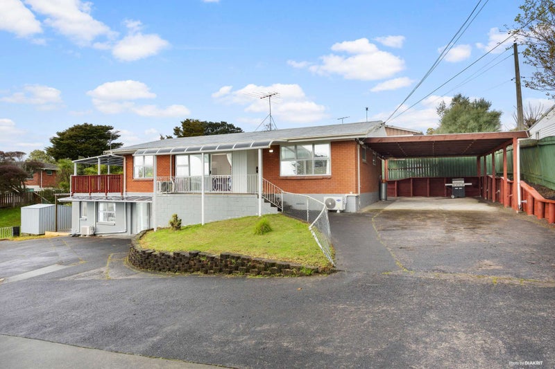 16 Connell Street, Blockhouse Bay, Auckland - Carousel 1