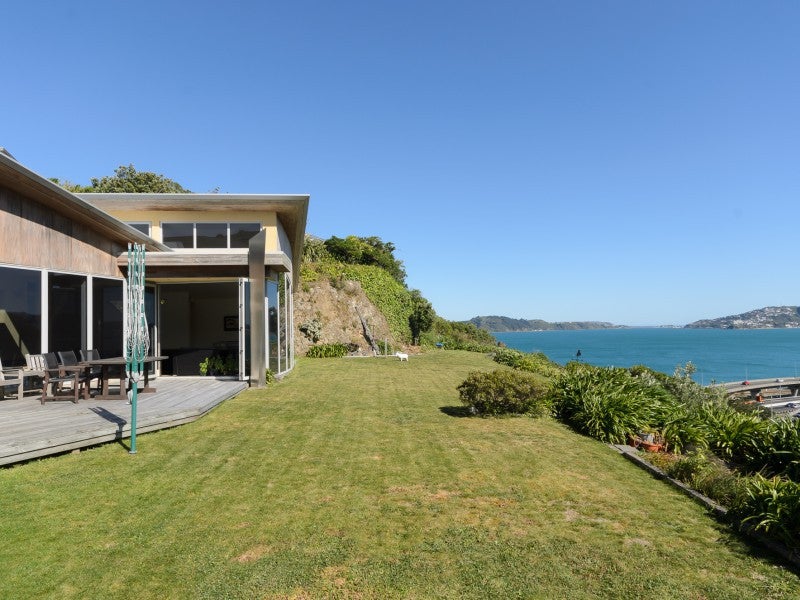 7 Malvern Road, Ngauranga, Wellington - Carousel 2