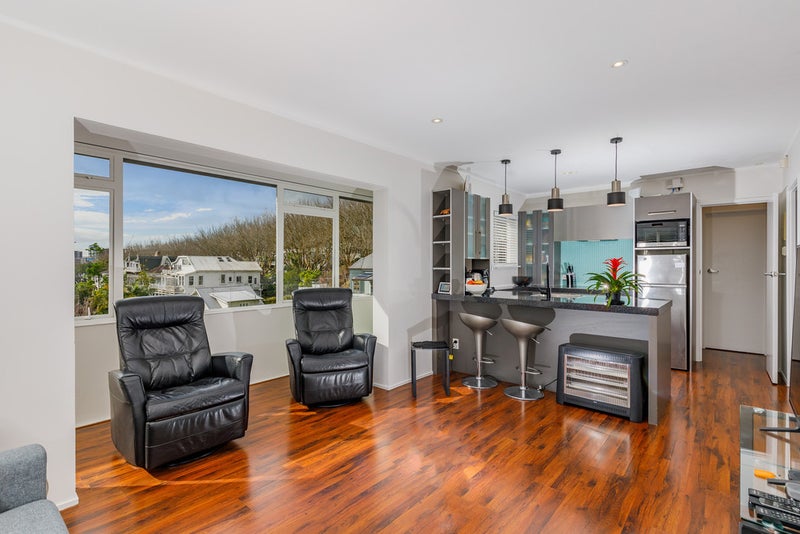 10/3 Paget Street, Freemans Bay, Auckland - Carousel 2