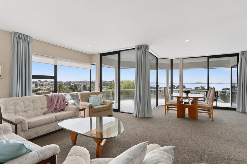 4A Embling Place, Eastern Beach, Auckland - Carousel 2