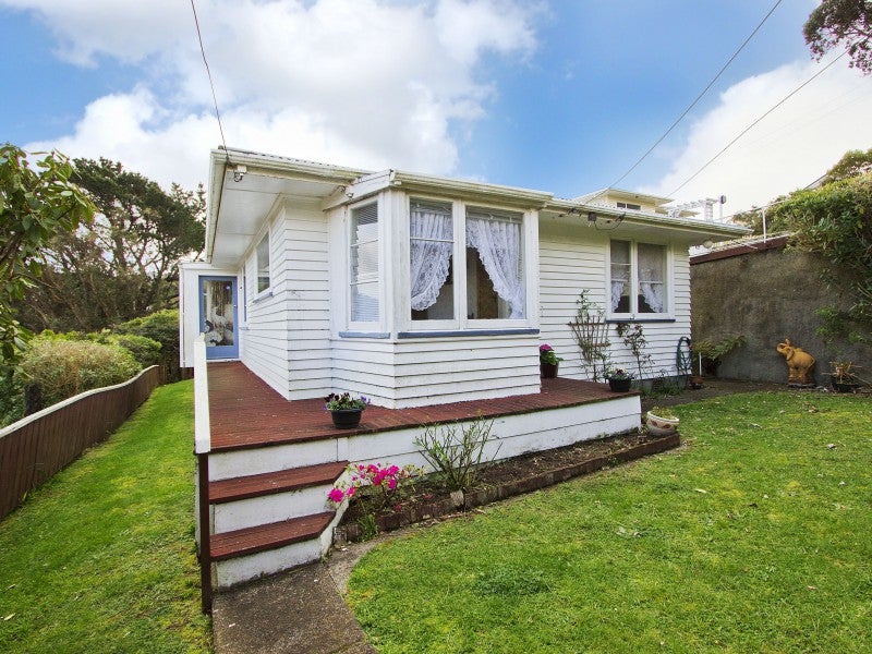 54 Pokohiwi Road, Normandale, Lower Hutt - Carousel 1