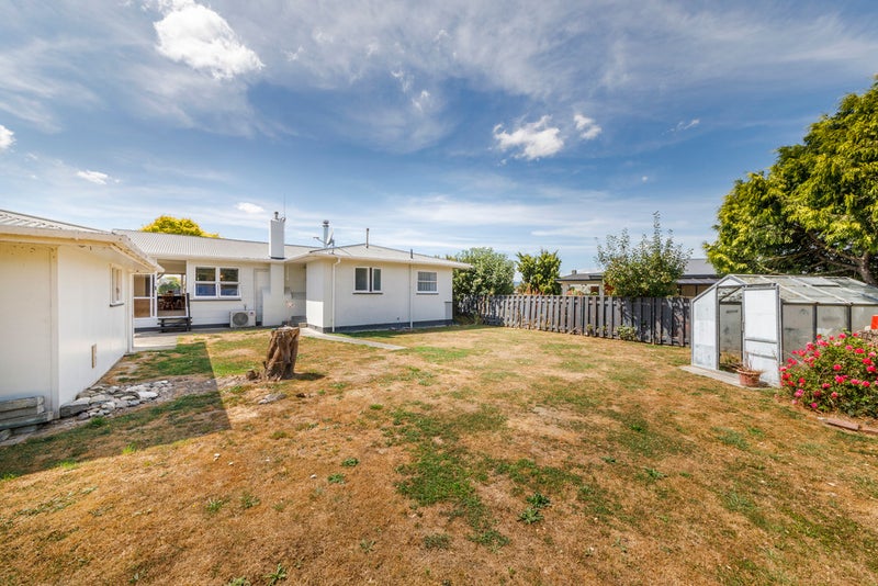 6 Tabak Crescent, Takaro, Palmerston North - Carousel 20