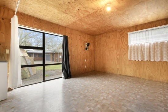 402 Papakura-Clevedon Road, Papakura - Carousel 23