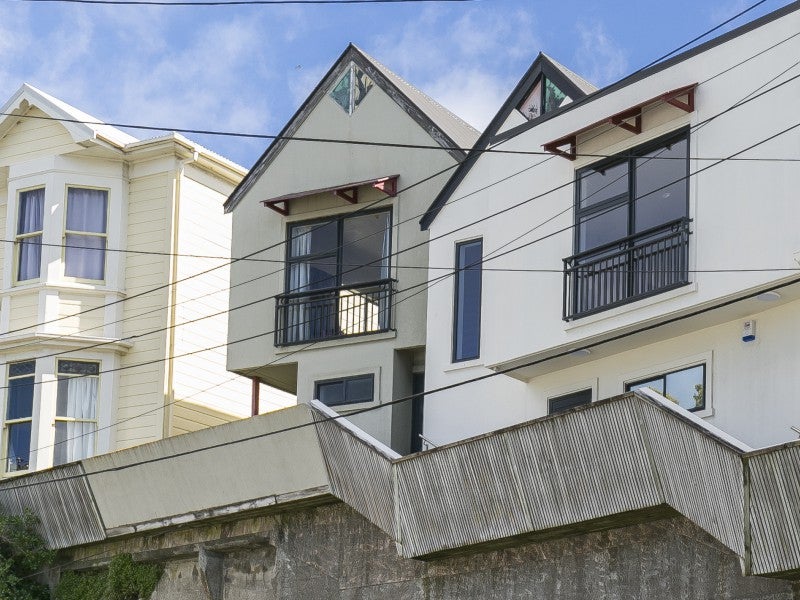 4A Myrtle Crescent, Mount Cook, Wellington - Carousel 1