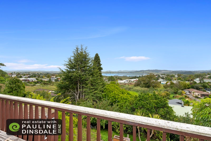 13 Bayswater Place, Onerahi, Whangarei - Carousel 2